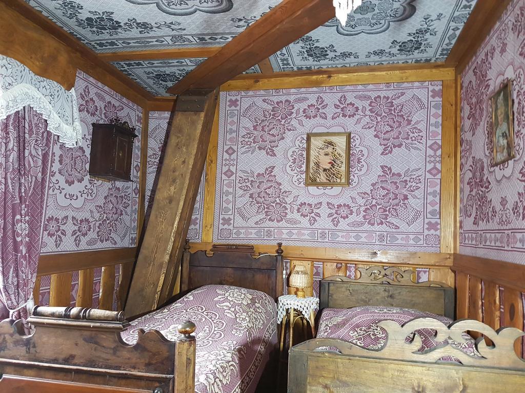 Oreiviu Uzuoveja Kaimynai Exterior foto